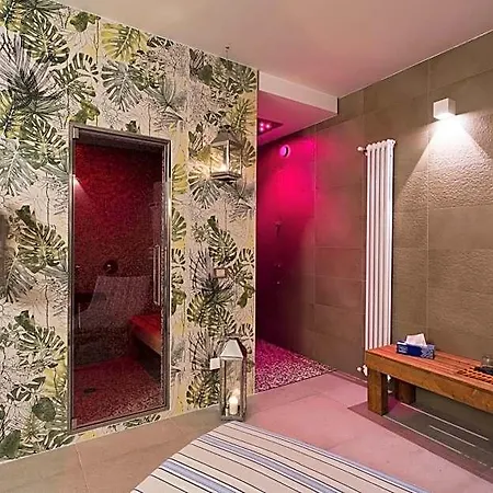 Alka Loft & 4*